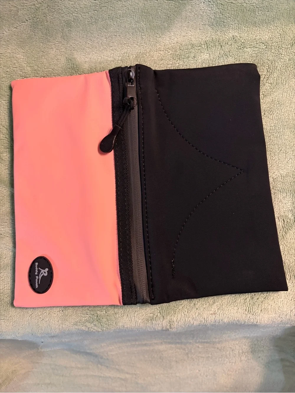 Buddy Pouch Magnetic Running Pouch